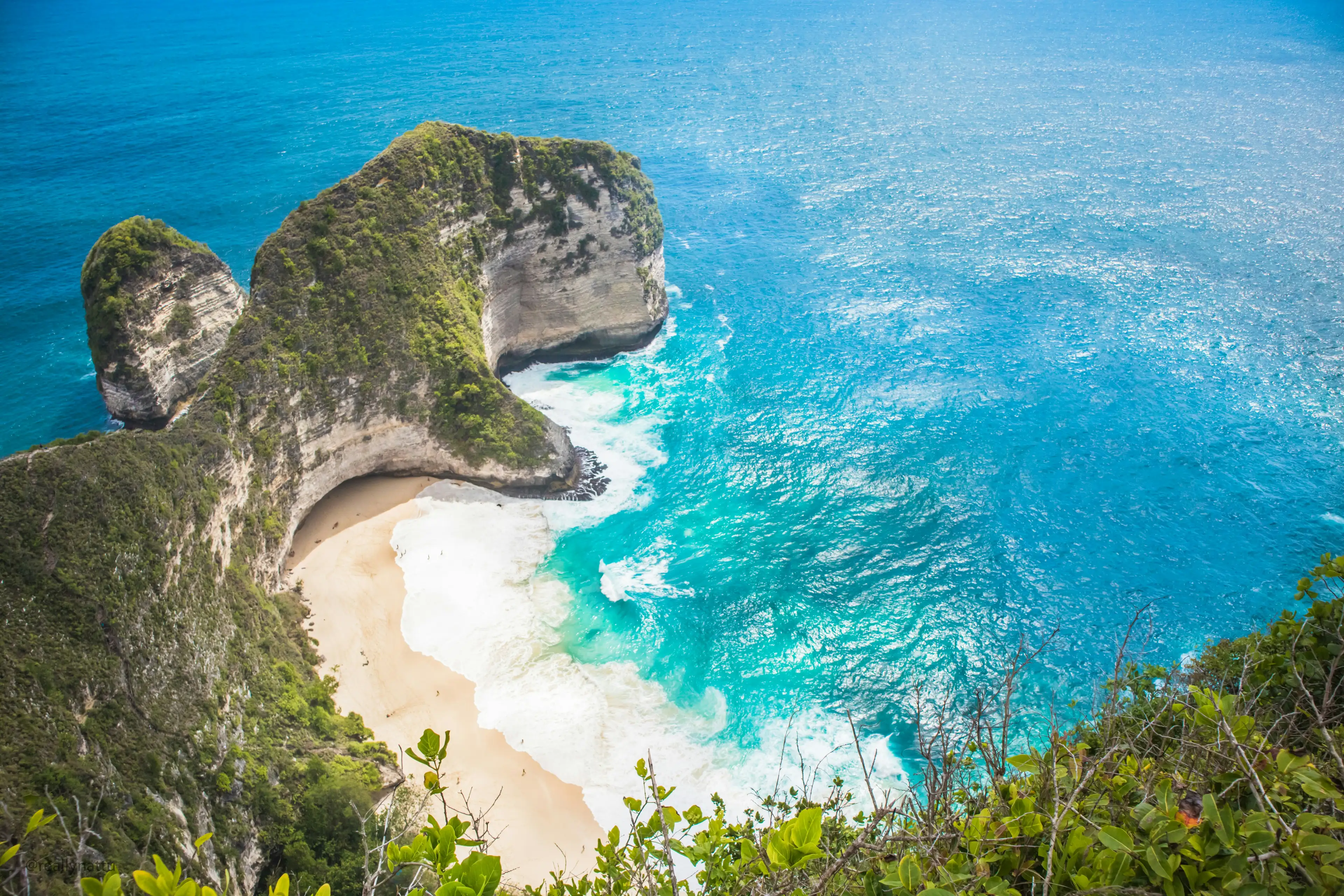 Kelingking Beach