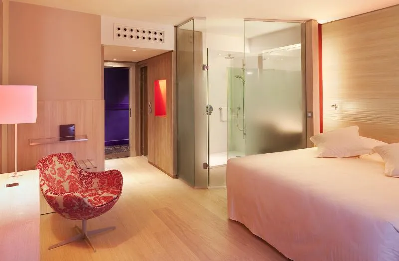Hotel Oceania L'Univers Tours avatar