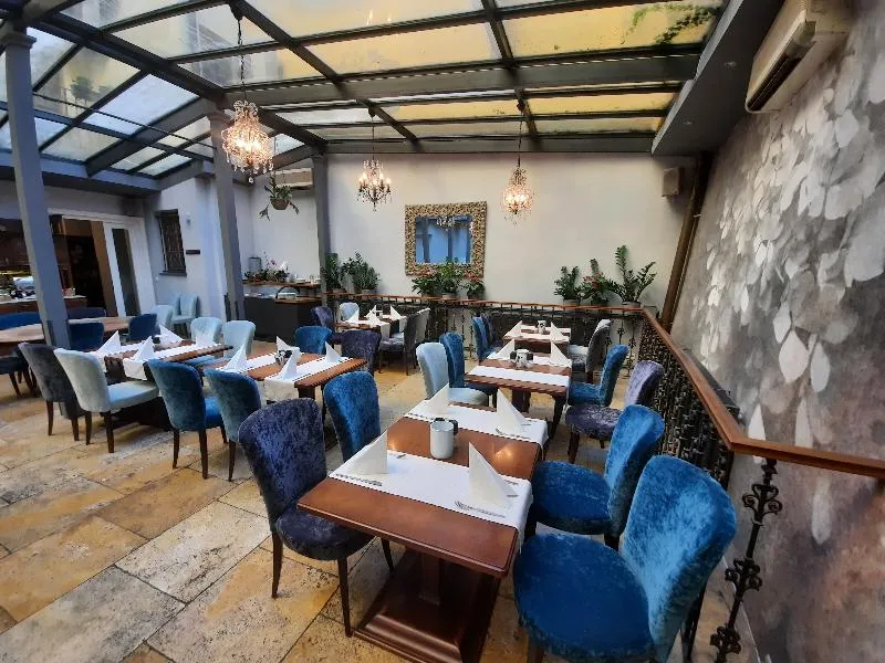 Antik Hotel Prague avatar