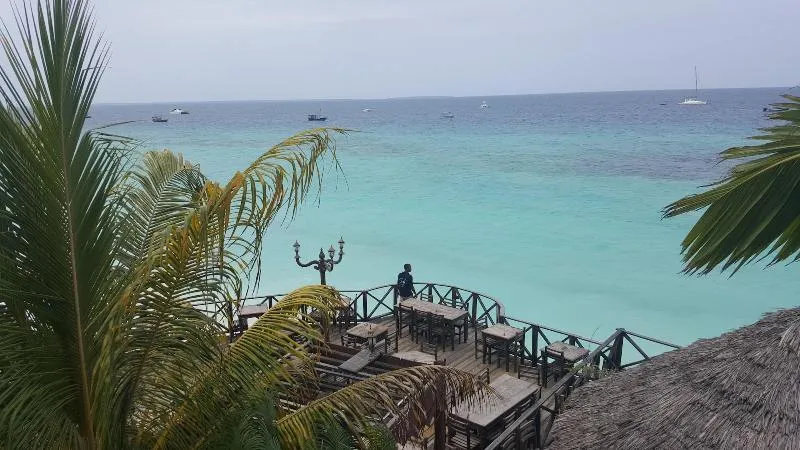 Langi Langi Beach Bungalows avatar