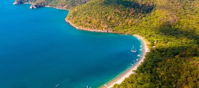 Excursión a las playas Cinto y Cristal