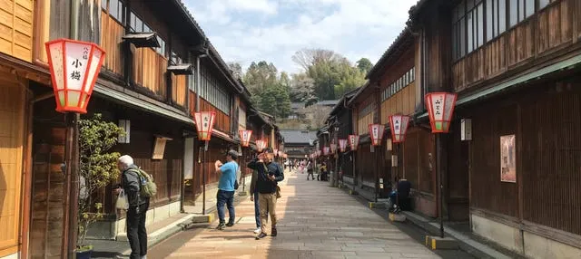 Tour privado por Kanazawa con guía en español