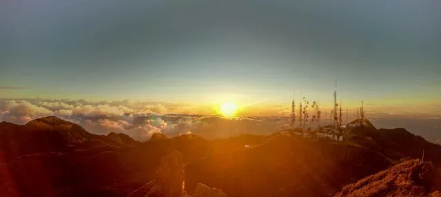 Tour en 4x4 por el volcán Barú al amanecer