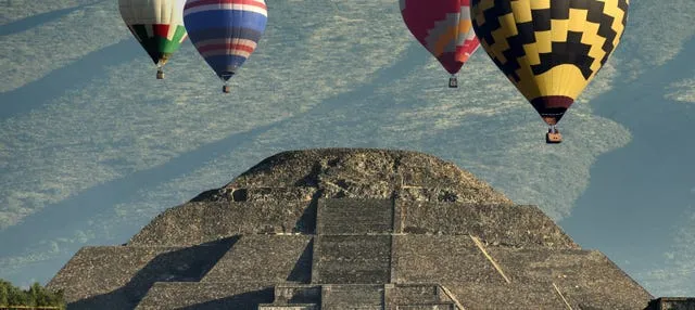 Paseo en globo sobre Teotihuacán con entrada