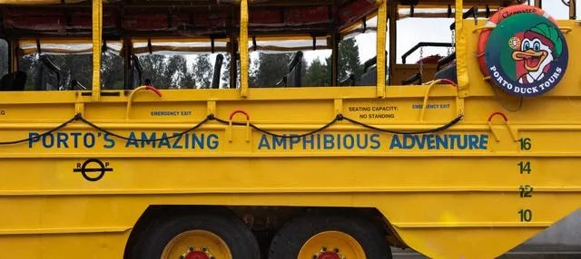 Tour en autobús anfibio por Oporto