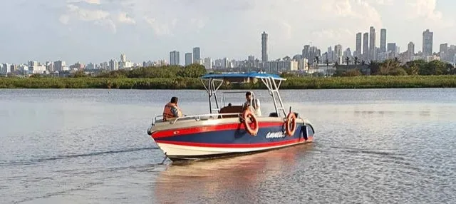 Paseo en barco privado por el río Magdalena