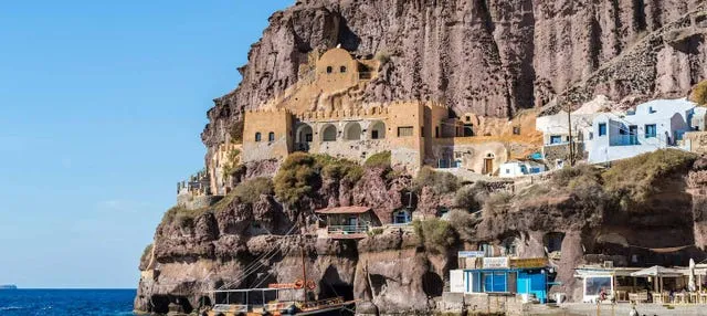 Paseo en barco por la Caldera de Santorini