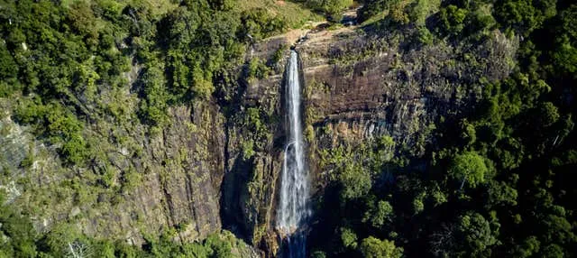 Excursión privada a las cascadas de Diyaluma