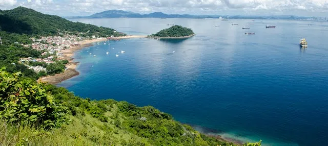 Excursión a la isla de Taboga en catamarán