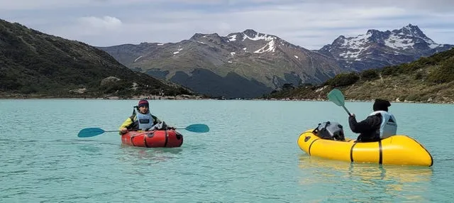 Trekking y packrafting en la Laguna Esmeralda