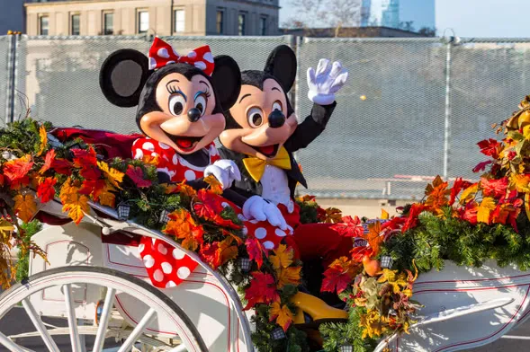 Entrada a Disneyland París