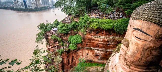 Excursión privada al Gran Buda de Leshan