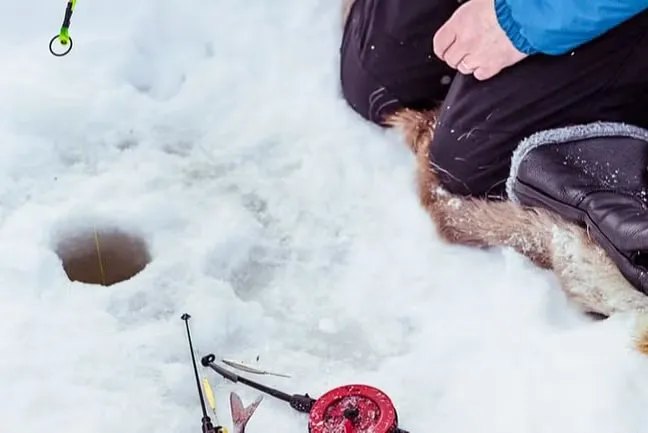 Pesca en el hielo en Luosto