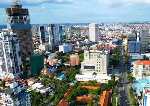Phnom Penh hero image