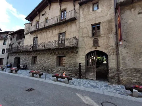 Casa d'Areny-Plandolit