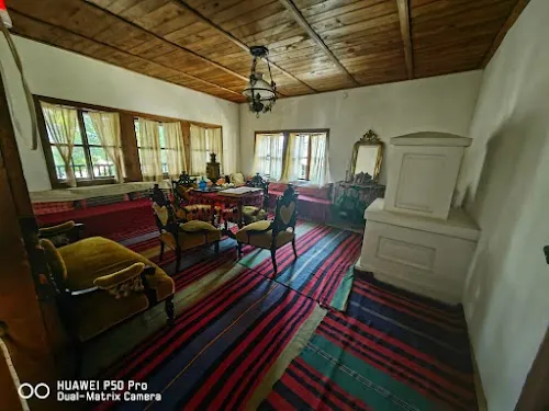 Complejo Etnográfico 'Casa Vasil Leseschkov'