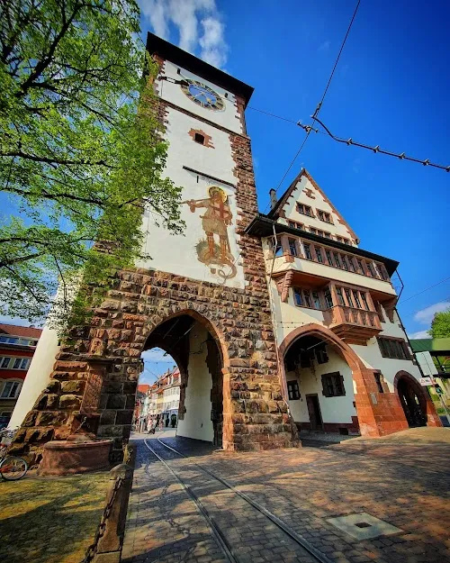 Puerta Suaba