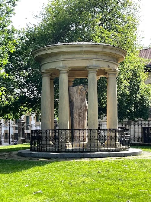 Árbol de Guernica