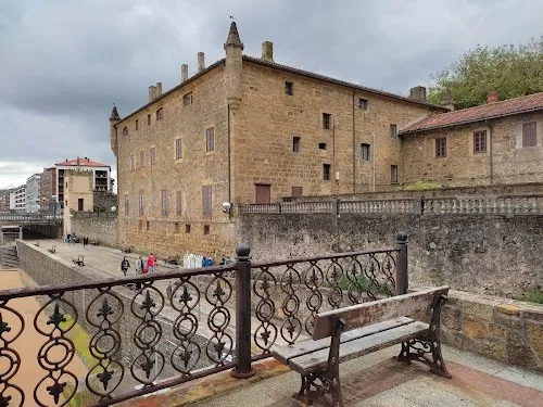 Palacio de Narros