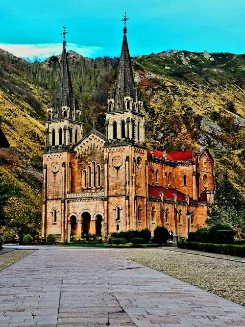 Basílica de Santa María la Real de Covadonga