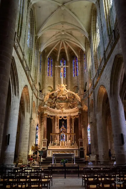 Basílica de Saint-Sauveur