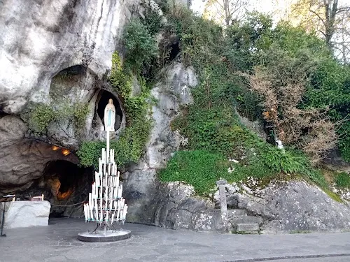 Gruta de Massabielle
