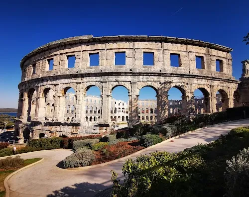 Anfiteatro de Pula