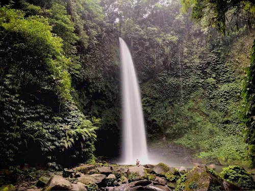 Cascada Nungnung