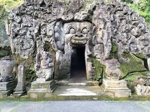 Cueva del Elefante