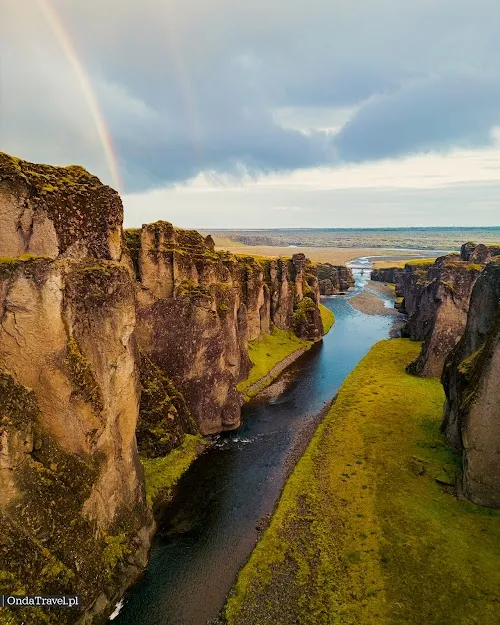 Cañón de Fjaðrárgljúfur