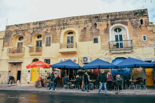 El Mercado de los Domingos