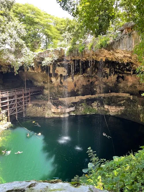 Cenote Zací
