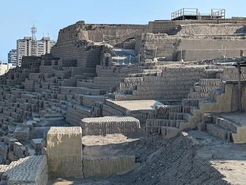 Huaca Pucllana