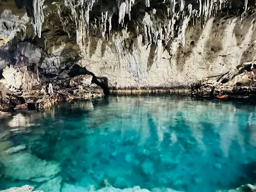 Cueva de Hinagdanan