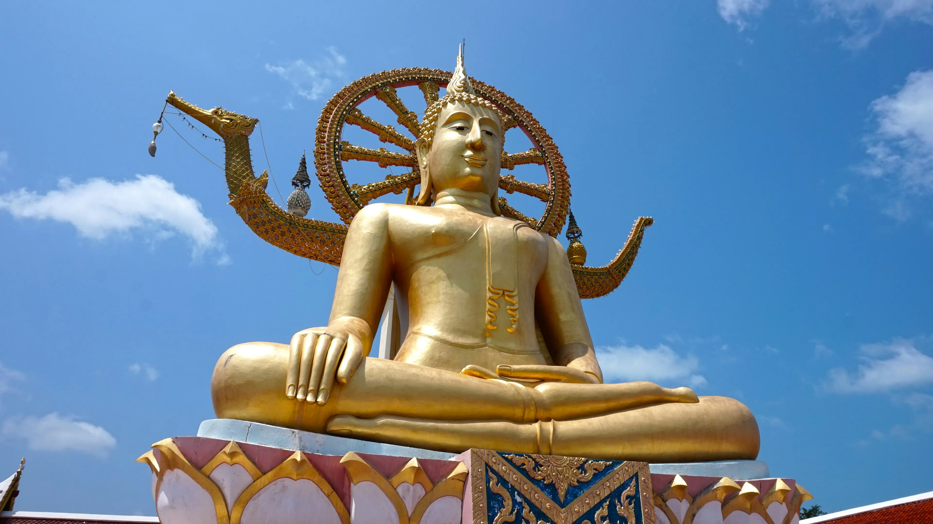 Gran Buda (Wat Phra Yai):