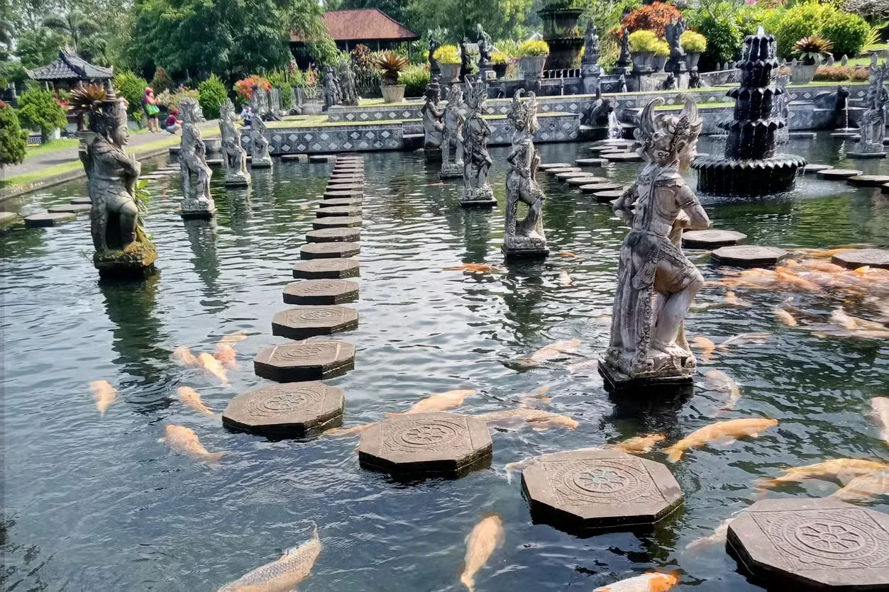 Tour privado por Pura Lempuyang, Goa Lawah y Tirta Gangga