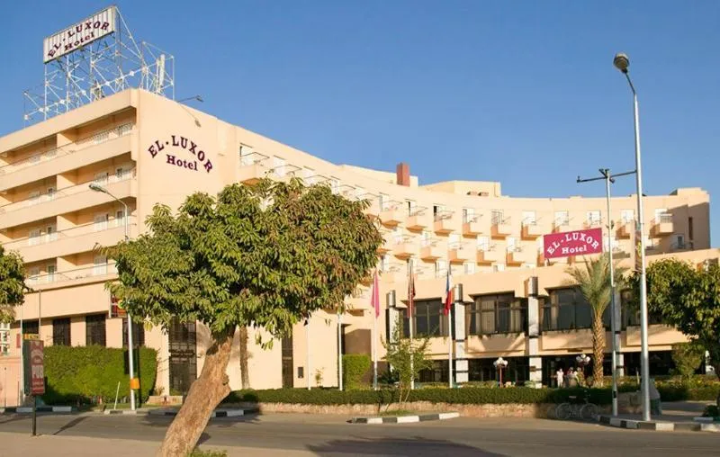 Aracan Eatabe Luxor Hotel