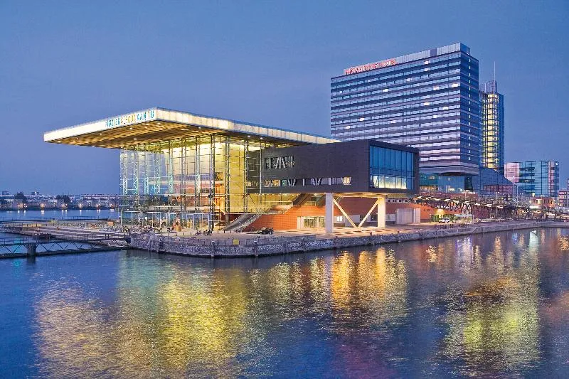Mövenpick Hotel Amsterdam City Centre