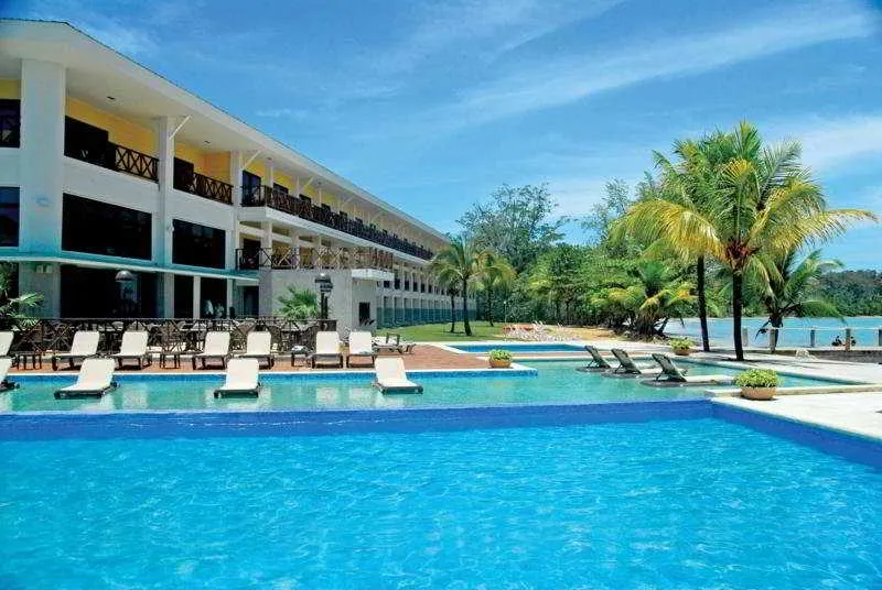 Playa Tortuga Hotel & Beach Resort