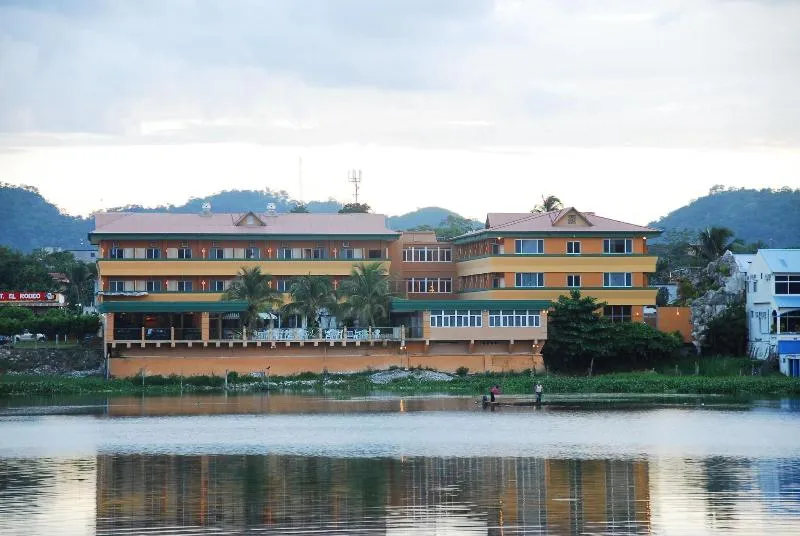 Peten Esplendido Hotel And Conference Center