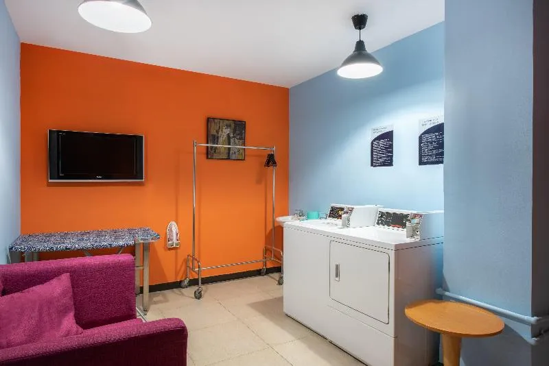 Holiday Inn Express Beijing Huacai