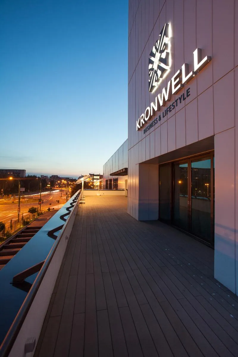Kronwell Brasov Hotel