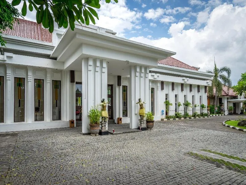Inna Bali Heritage Hotel