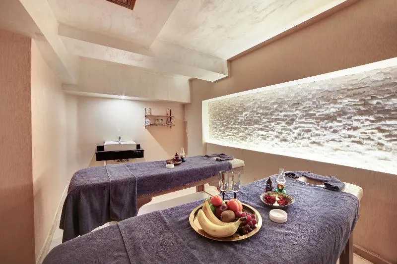 Great Fortune Hotel & Spa