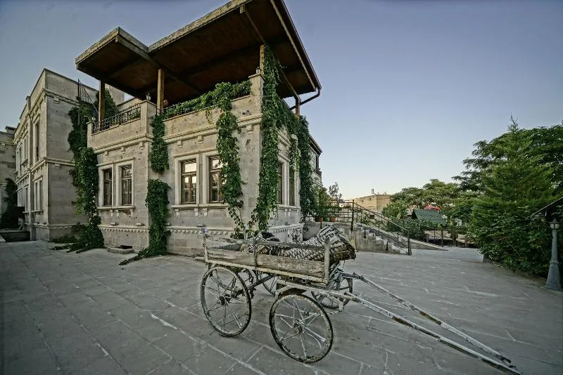 Alaturca House