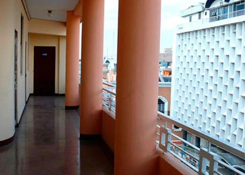 Hotel Maya Excelsior